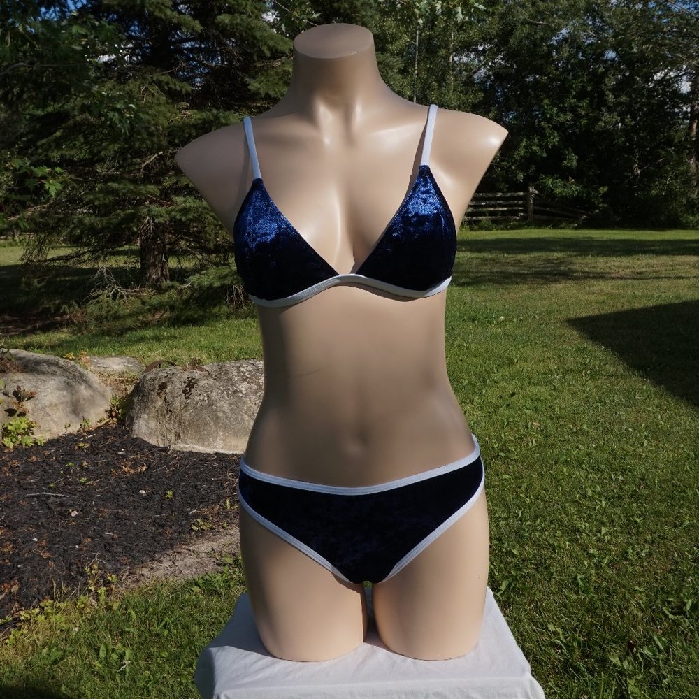 Cupshe Summer Nights Triangle Bikini Set